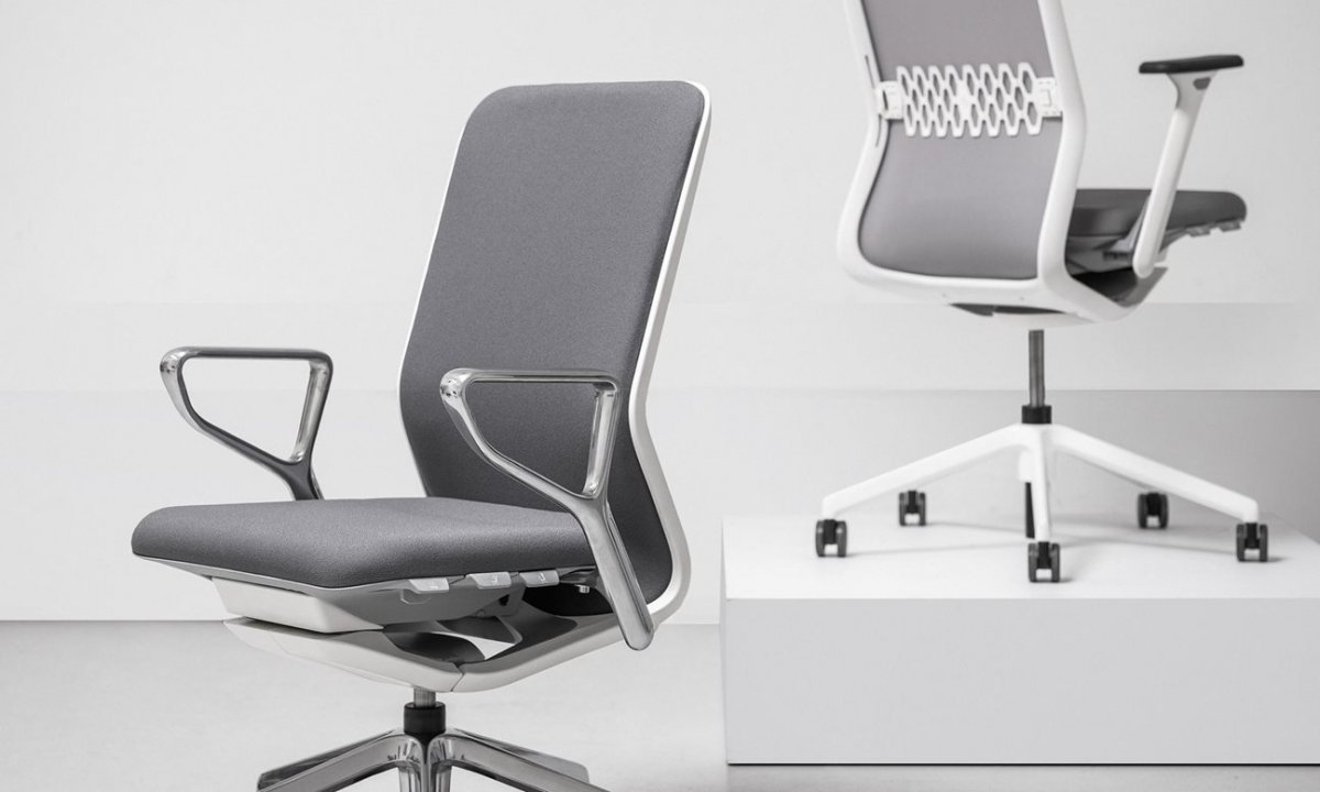 Jak czyścić i&nbsp;konserwować krzesło biurowe?